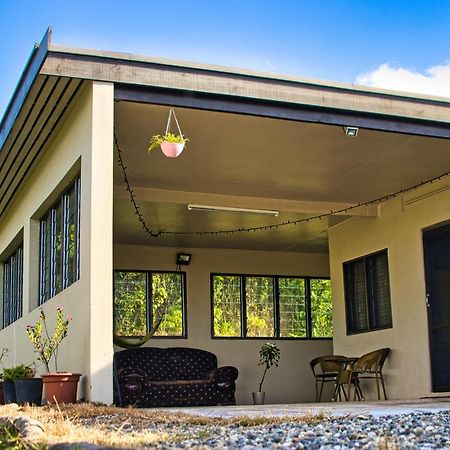 Guddy'S Riverside Cottage Nausori المظهر الخارجي الصورة